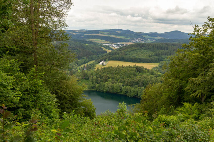 Eifel 2018: Gemündener Maar und Dronketurm