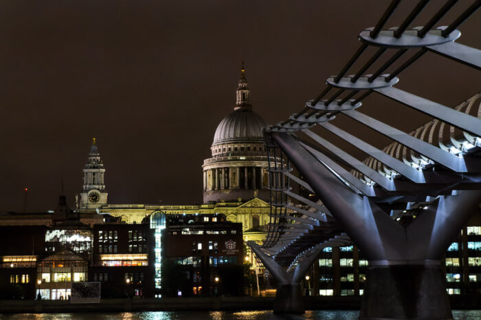 London St. Pauls und Millenium Bridge