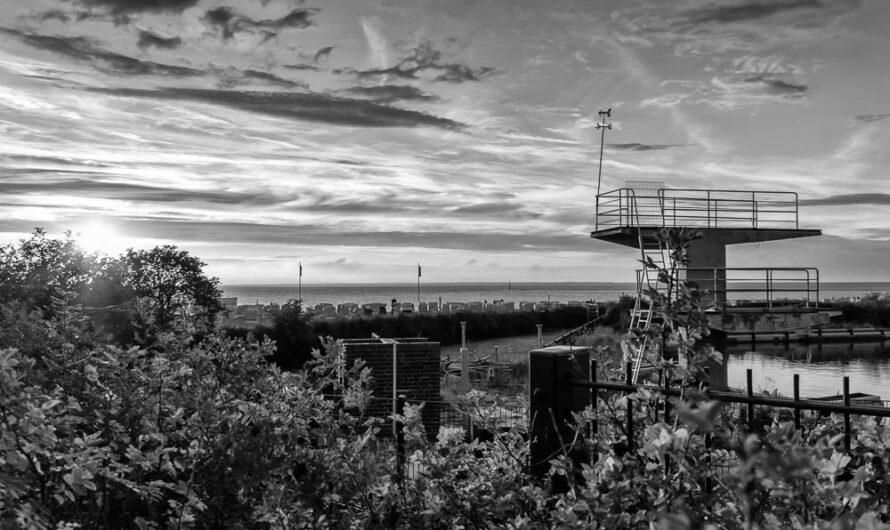 Das alte Freibad Norddeich – schwarzweiss